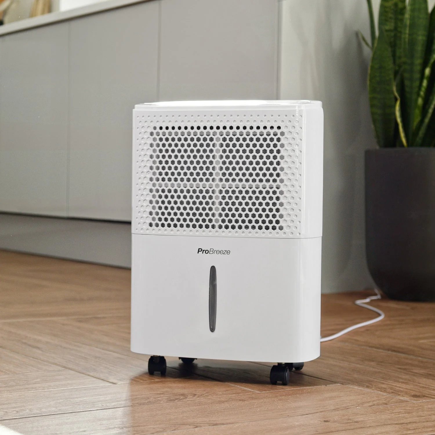 12L Dehumidifier with Built-in Humidistat - Image 12